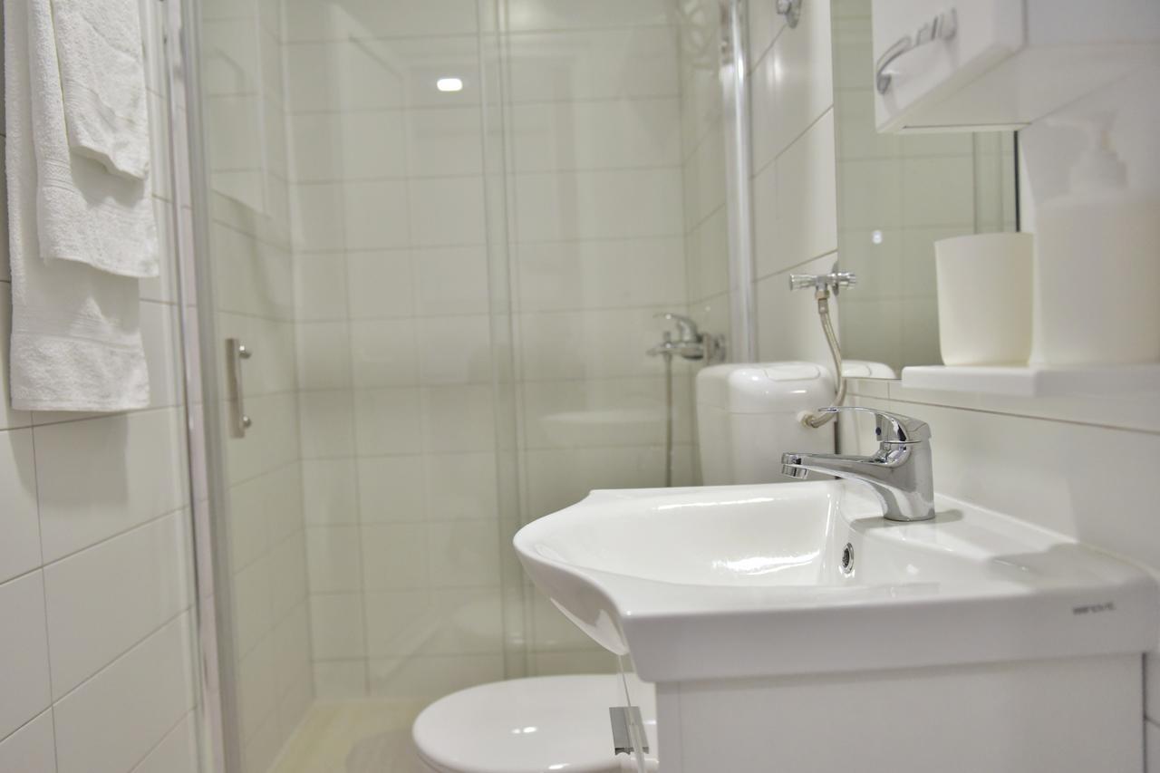 Apartments Valentina - Free Parking Mostar Exterior photo