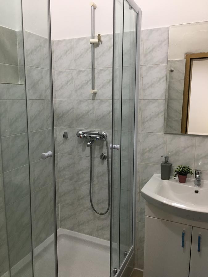 Apartments Valentina - Free Parking Mostar Exterior photo