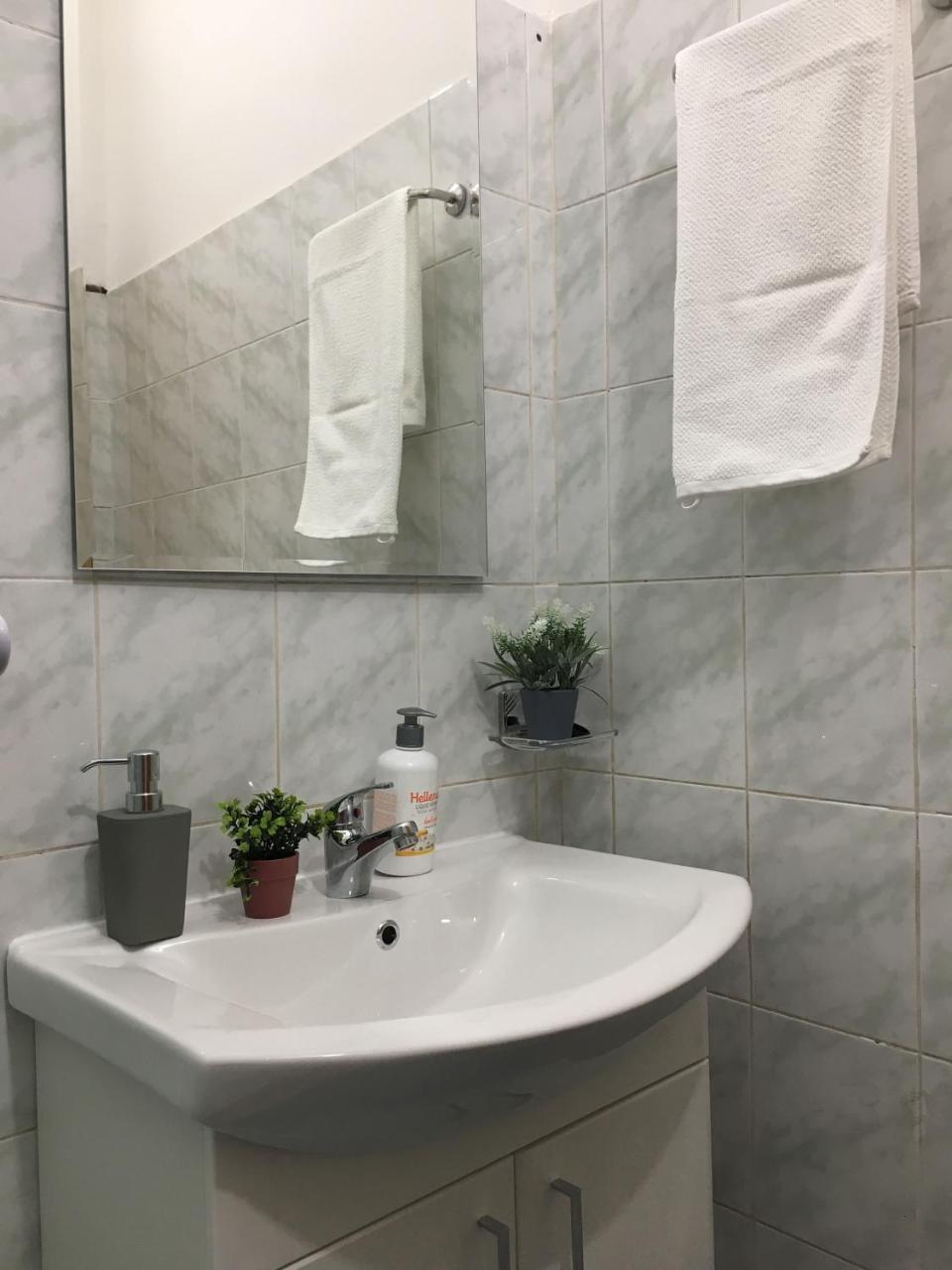 Apartments Valentina - Free Parking Mostar Exterior photo